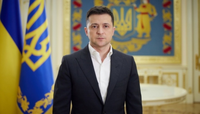 Президент Зеленский: Украина не начинает войну первой, но всегда стоит до последнего