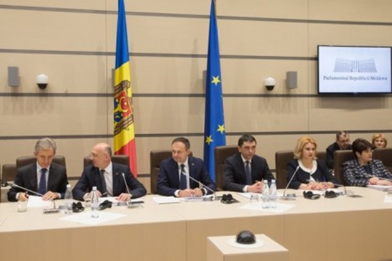 Парламент и правительство обозначили общие приоритеты на 2018 год