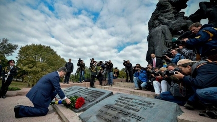 Порошенко: Украина никогда не допустит возрождения фашизма