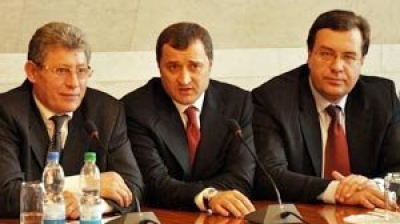 Переговоры о создании правящей коалиции приостановлены