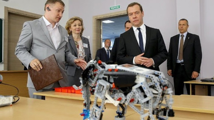 Русский робот за 12 млрд оказался игрушкой LEGO