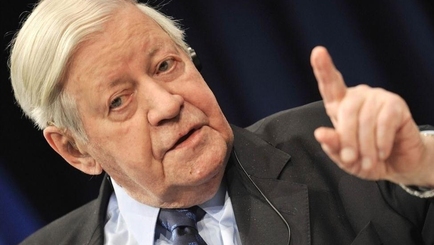 Гельмут Шмидт рассказал о риске начала Tретьей мирoвой войны