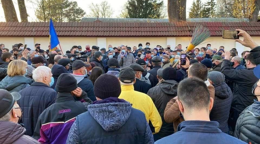 ЛИТВИНЕНКО: 