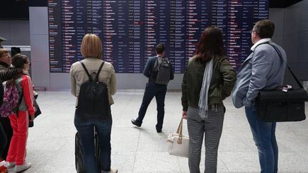 На сайтах российских авиакомпаний не осталось билетов на ближайшие рейсы в безвизовые страны