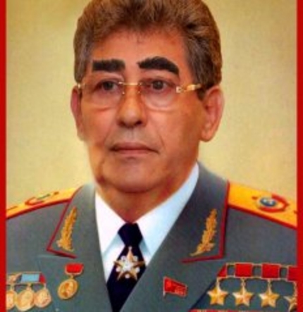 Сегодня у Михая Гимпу день рождения. Какие будут пожелания?