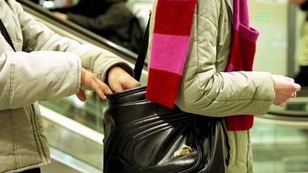 В общественном транспорте Кишинева орудует вор-карманник