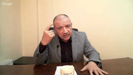 Лидер движения 