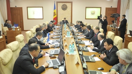 Обращение русскоязычных общественных организаций к Премьер-министру Республики Молдова  Владимиру Филату в связи  с созданием Национальной комиссии по функционированию языков