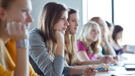 Правительство Румынии предоставляет гражданам РМ  4133 стипендии