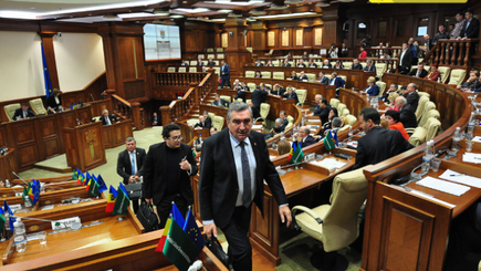 Официально! Семь депутатов ЛДПМ поддержат правительство под руководством премьера от ДПМ