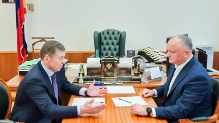 Додон не перестаёт хвалиться связями в Кремле