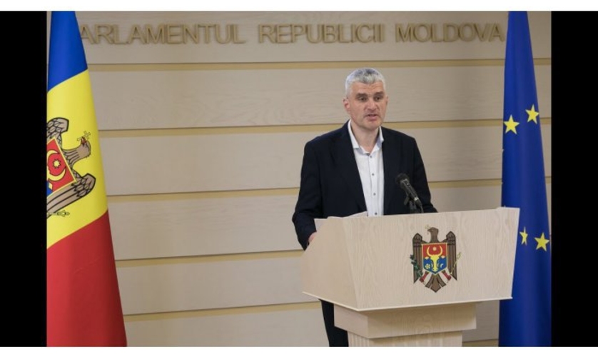 Блок ACUM представил предложения по преодолению разногласий в политике