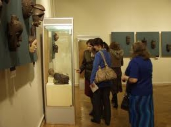 В Кишиневе открылась выставка традиционного африканского искусства