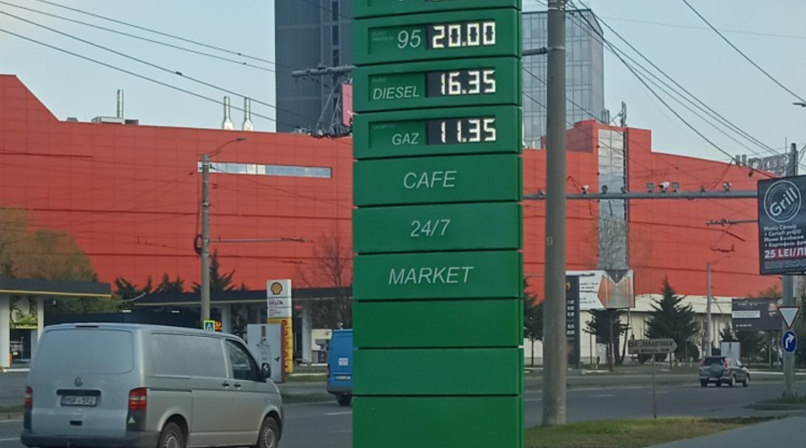 Платформа DA зовёт на протесты: Импортёры нефтепродуктов перешли все границы