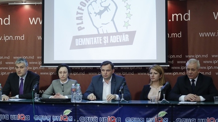 22 кандидата Платформы DA по одномандатным округам