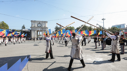 С Международным днем демократии, Молдова!
