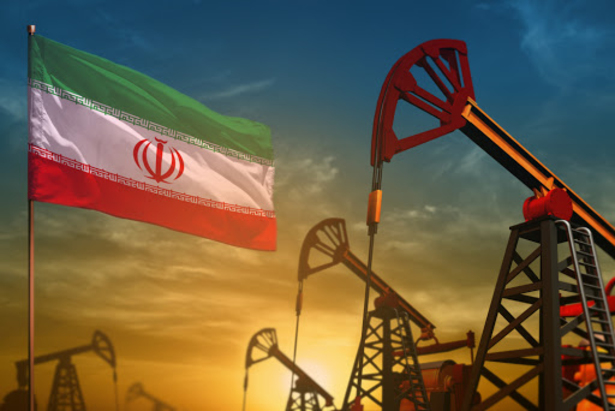 Иран прольет над миром нефтяной дождь: Тегеран готов удвоить добычу за три месяца
