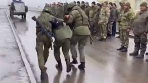 Показушные аресты мобиков