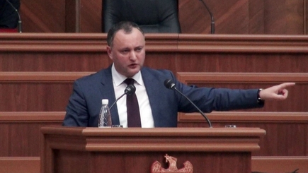 Правительство Лянкэ ведет страну в неправильном направлении