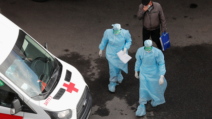 В России умерли рекордные 590 пациентов с коронавирусом за сутки