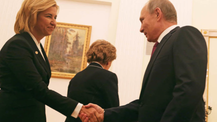 Кто такая Ирина Влах и кто привел ее к власти?