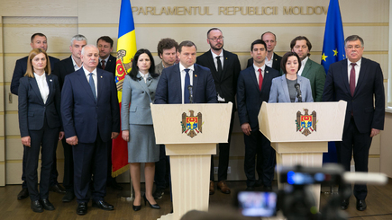 Оппозиция намерена и далее добиваться отставки правительства Иона Кику