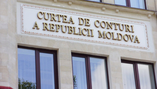 Счетная палата спрашивает у Минобразования: где деньги?