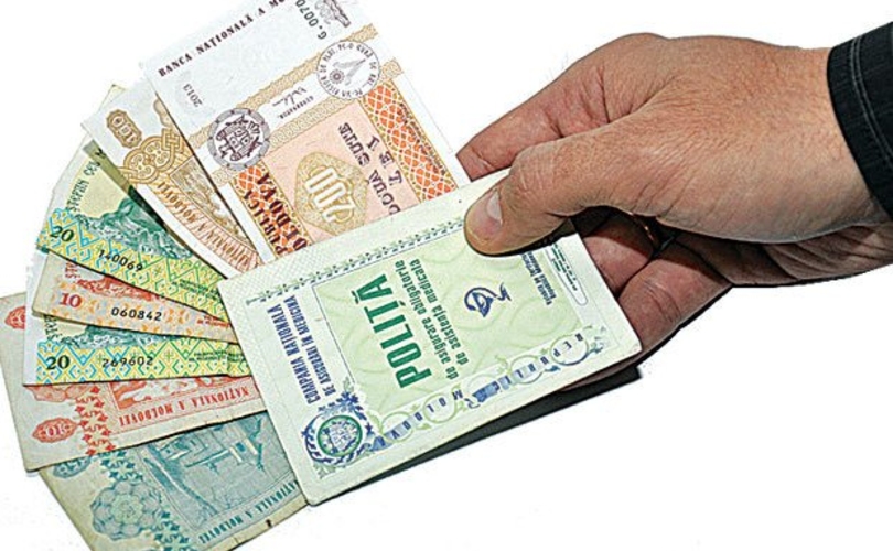 Должны ли безработные покупать за свой счет медицинский полис?