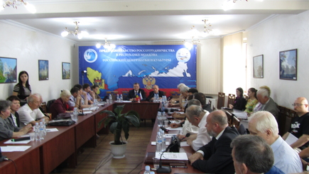 В РЦНК состоялась дискуссия, посвященная проблемам русского языка в Молдавии