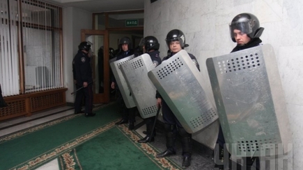 В Симферополе захвачены здания правительства и парламента