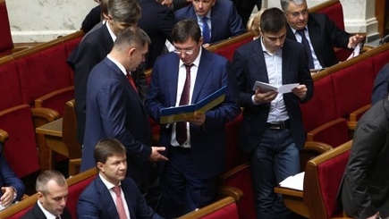 Как полураспад коалиции скажется на толщине наших кошельков?