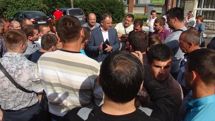 Игорь Додон организовал встречу с соотечественниками в Санкт-Петербурге