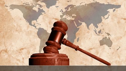 Судей оценят