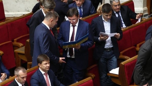 Как полураспад коалиции скажется на толщине наших кошельков?