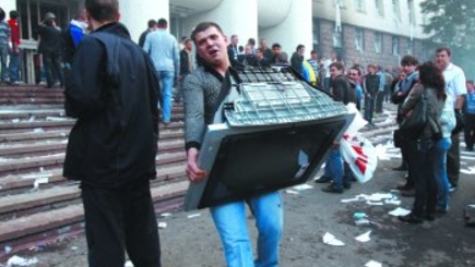 Компенсации борцам за свободу  будут платить постоянно?