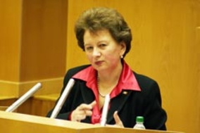 Зинаида Гречаная:2012 год проявил всю ошибочность экономических и бюджетно-финансовых политик, проводимых правящим АЕИ