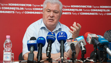 Воронин допускает возможность переворота в ПКРМ