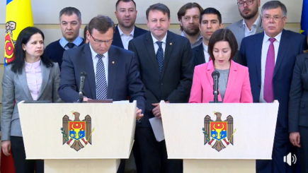 Блок ACUM распался на две фракции ППДП и ПДС