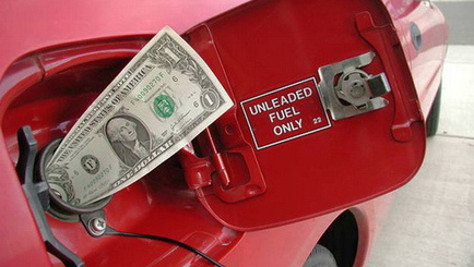 Михаил Пойсик: Им плюй в глаза, а они: «Божья роса!»