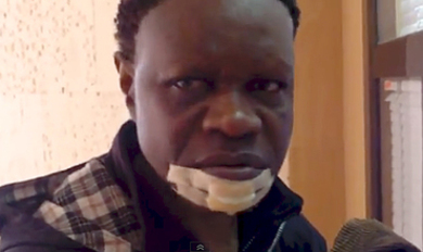 Оноже опять избили