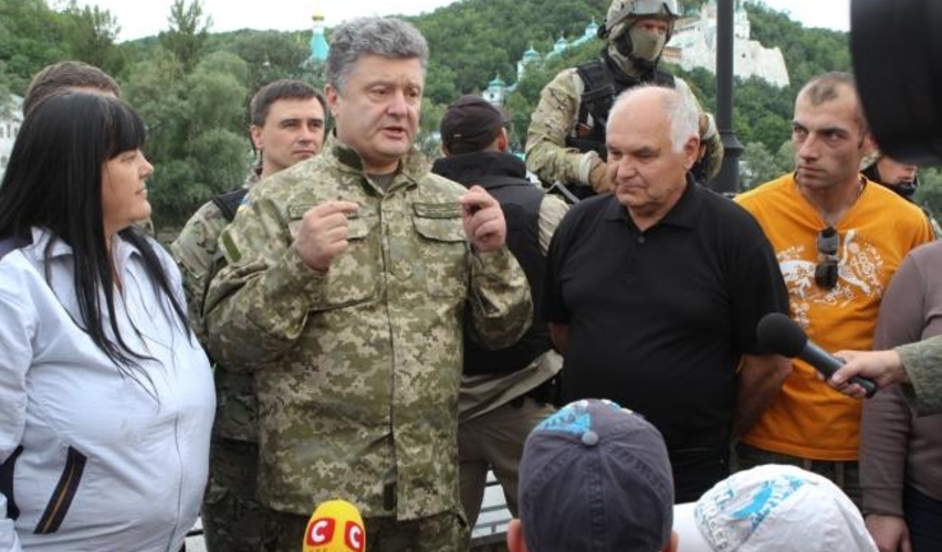 Сработает ли без поддержки Запада и согласия Москвы мирный план Порошенко