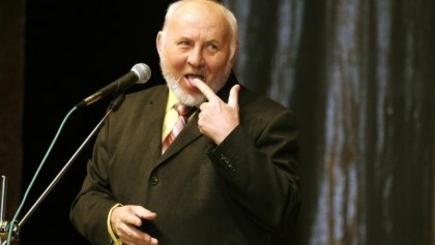 Это смешно.  Георгий Урски создаст политическую партию