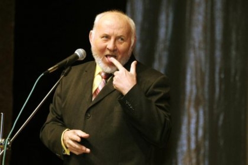 Это смешно.  Георгий Урски создаст политическую партию