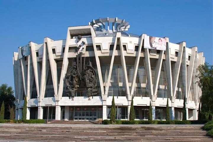 В кишинёвскoм цирке отремонтирована малая сцена