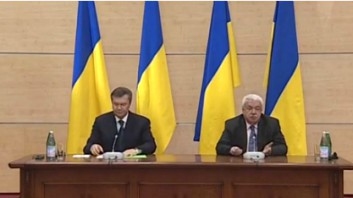 Янукович извинился перед украинским народом и 