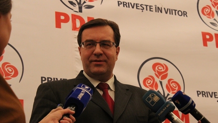 Лупу пошел против президента