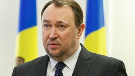 Александру Тэнасе: В этой избирательной кампании у Додона привилегированное положение. Полностью использует админресурс