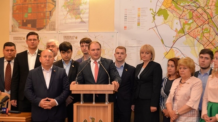 Олега Онищенко исключили из фракции социалистов в Кишиневском муниципальном совете