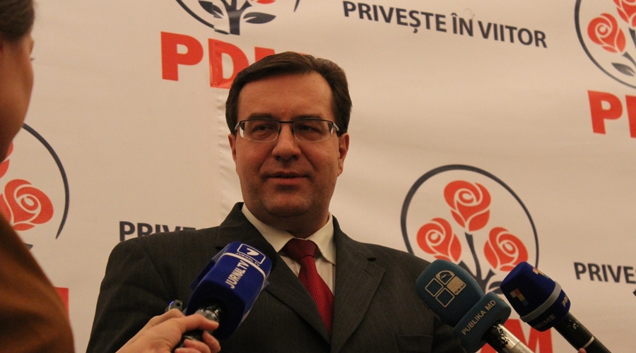 Лупу пошел против президента