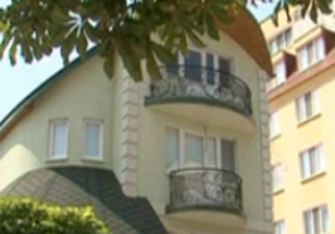 Додон приобрел   дом